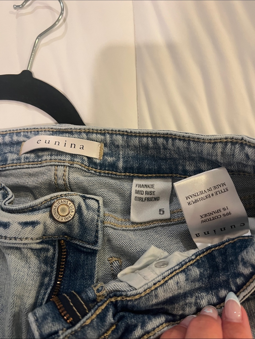 eunina Light Wash Boyfriend Jeans - Frankie Style